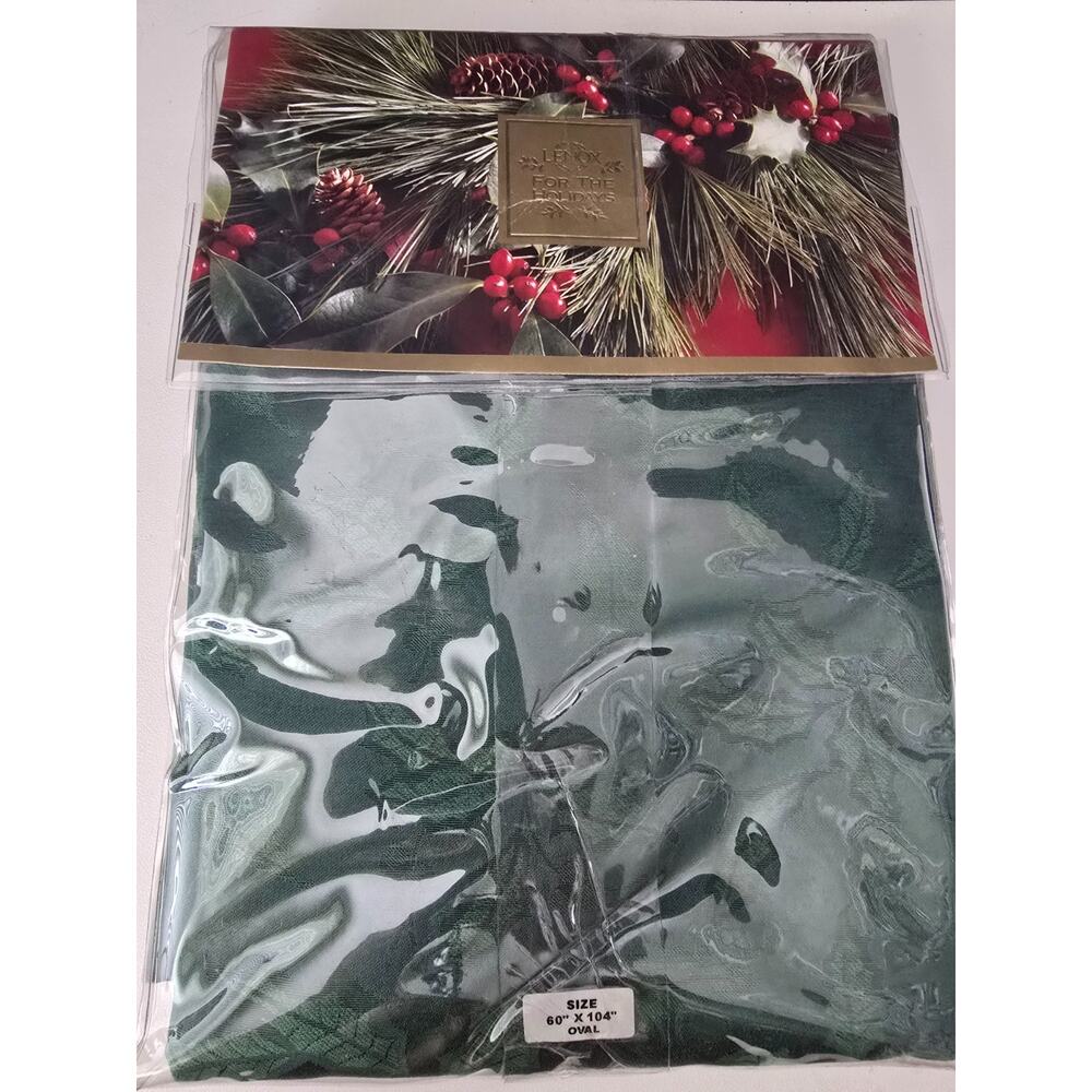 Lenox Holiday Table Cloth Holly Emerald Green 60x104 Oval
